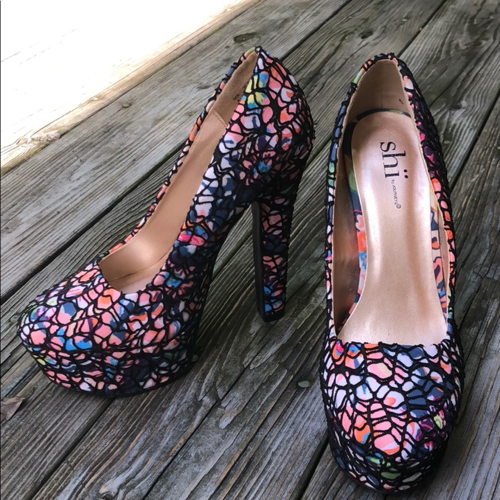 Shï Platform Pumps